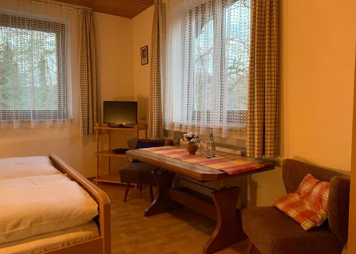 Guest house Hohe Tanne 3*
